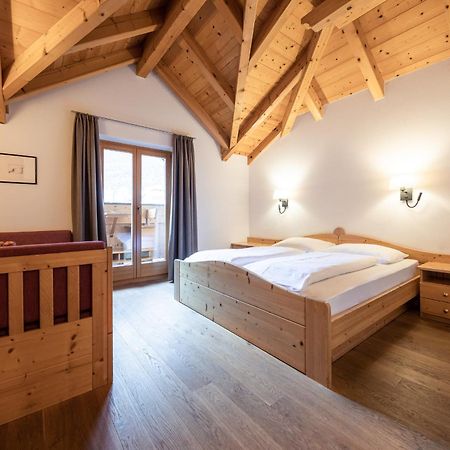 Hotel Torgglhof Caldaro Oda fotoğraf