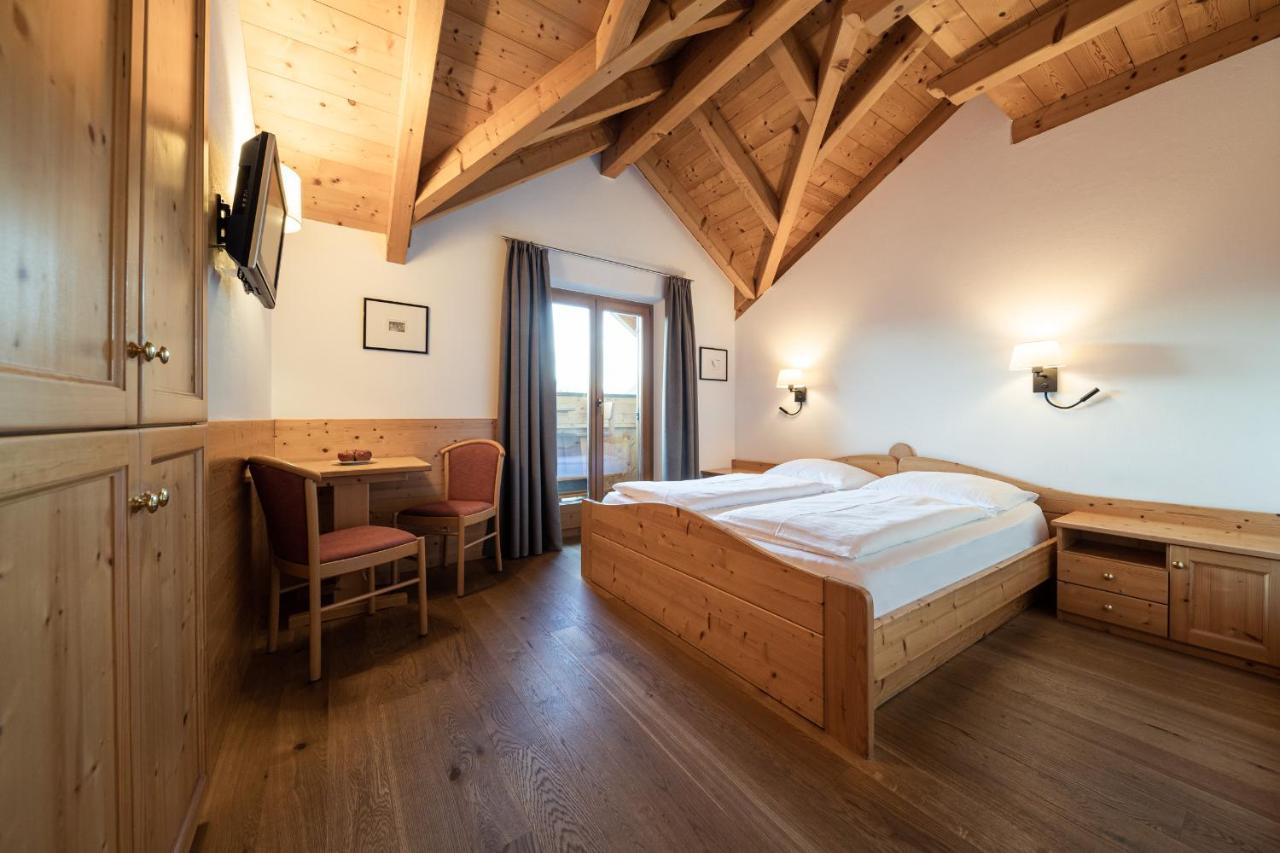 Hotel Torgglhof Caldaro Oda fotoğraf
